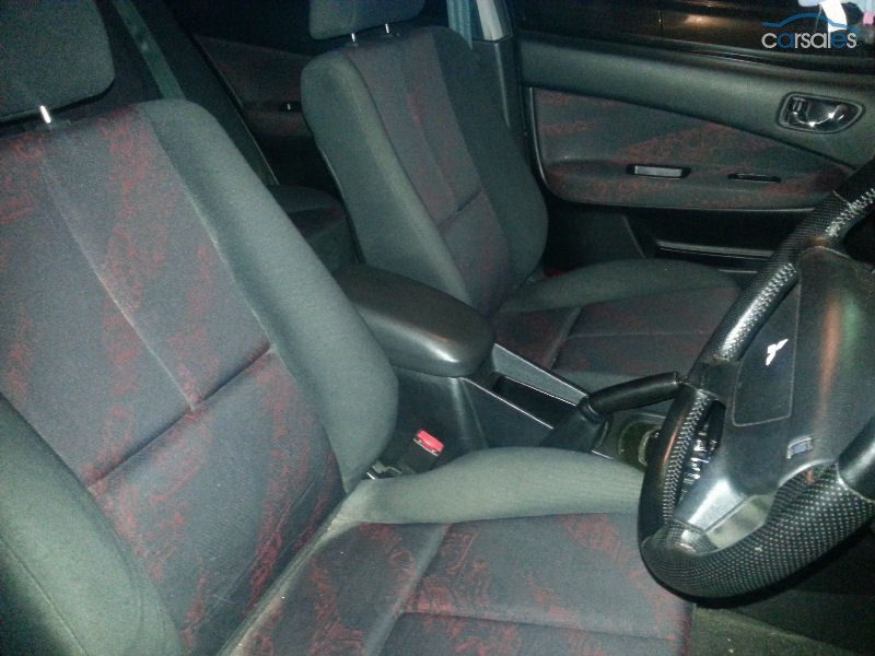 Galant interior.jpg